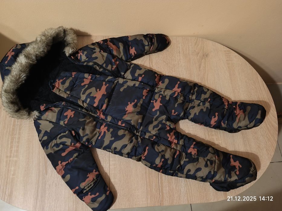 Зимовий комбінезон Primark