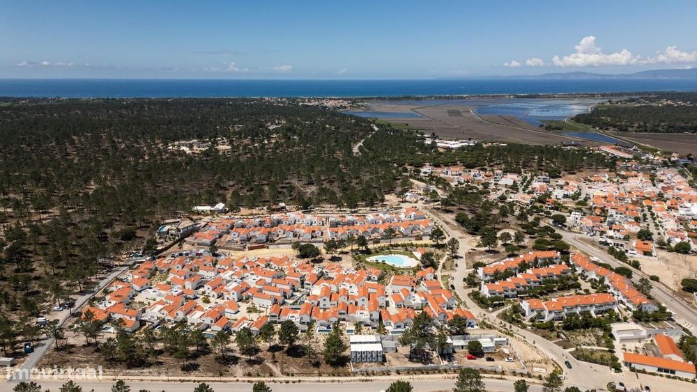 Apartamento T2 com jardim, Carvalhal, Grandola