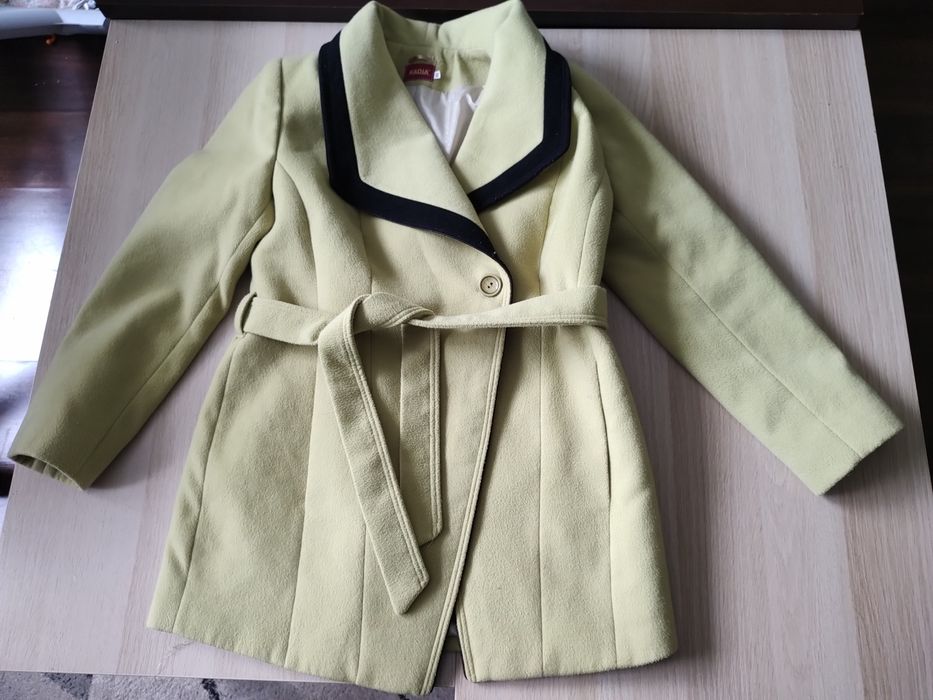 Plaszcz jasnooliwkowy XL