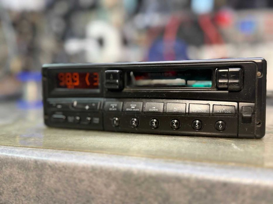 Radio Samochodowe PHILIPS DC215 Klasyk Audi Opel Fiat Maluch Polonez