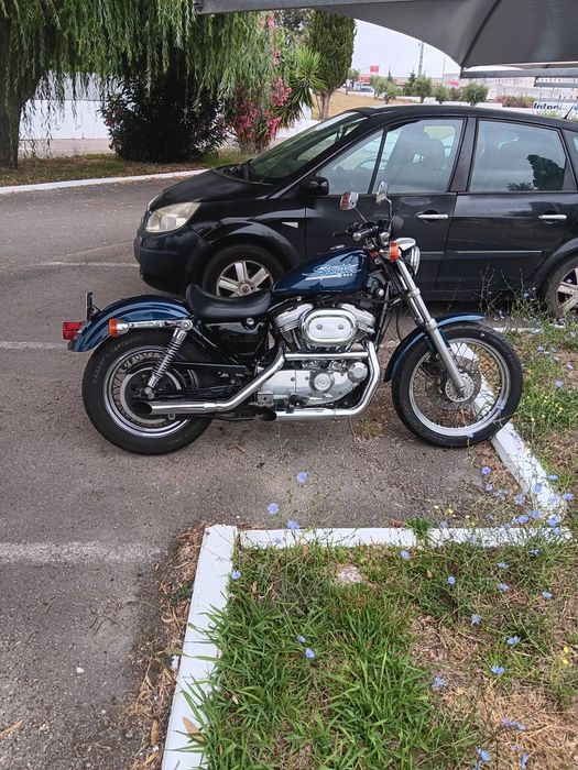 Harley davidson sportster XLH 883