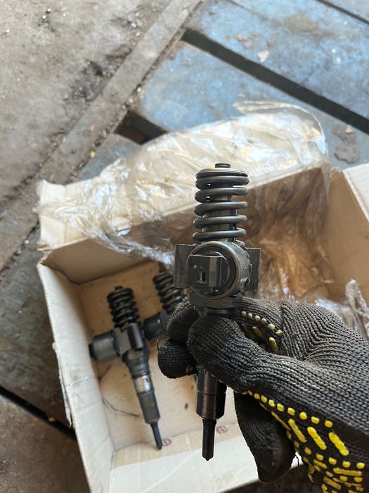 Продам форсунки паливні фольксваген