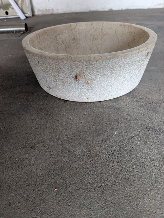 Lavatório/pia em pedra