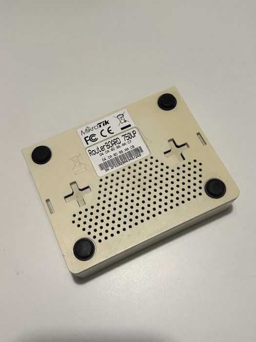Маршрутизатор Mikrotik hEX (RB750UP)