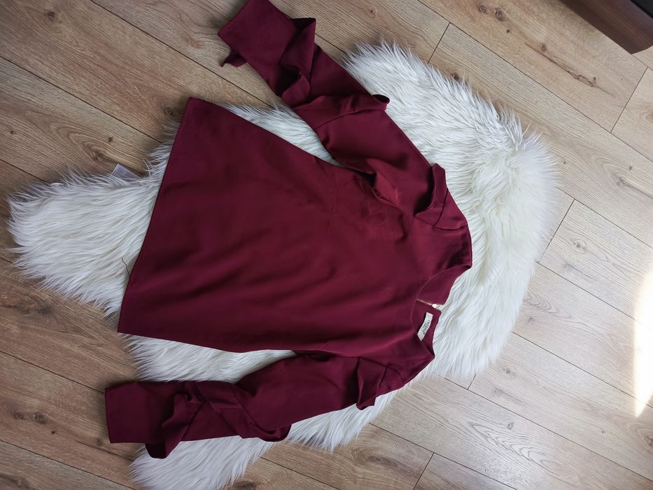Elegancka kobieca burgundowe bluzka rozm. M