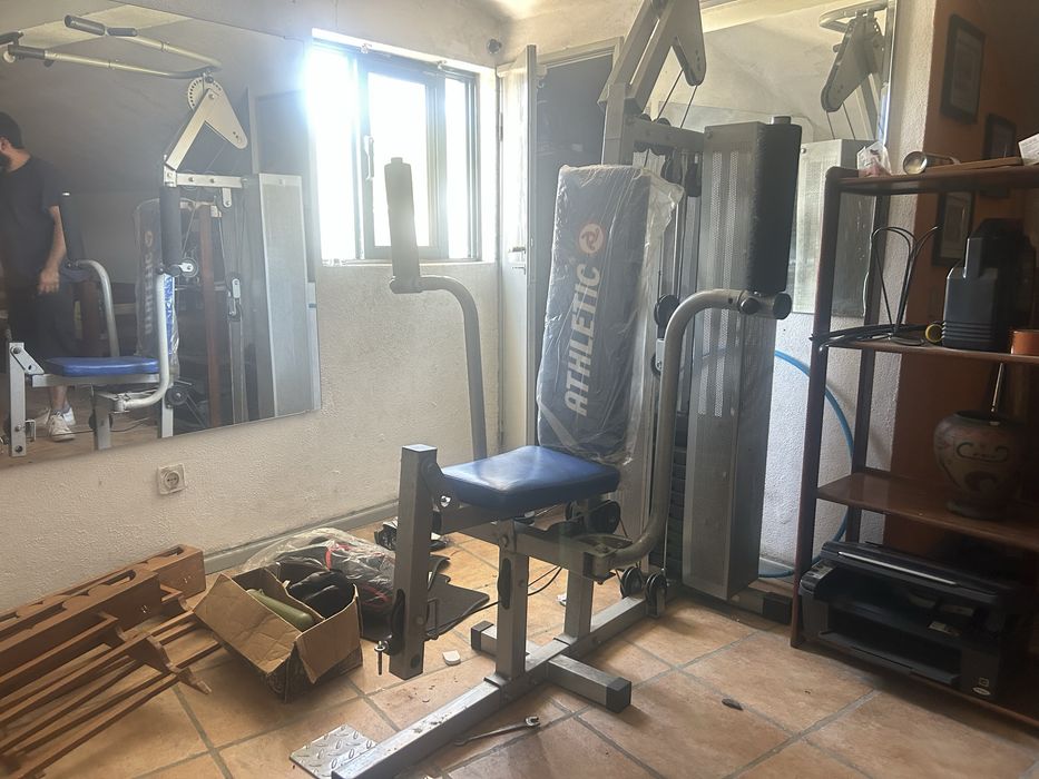 Multiestação de Musculação Athletic – Excelente Estado