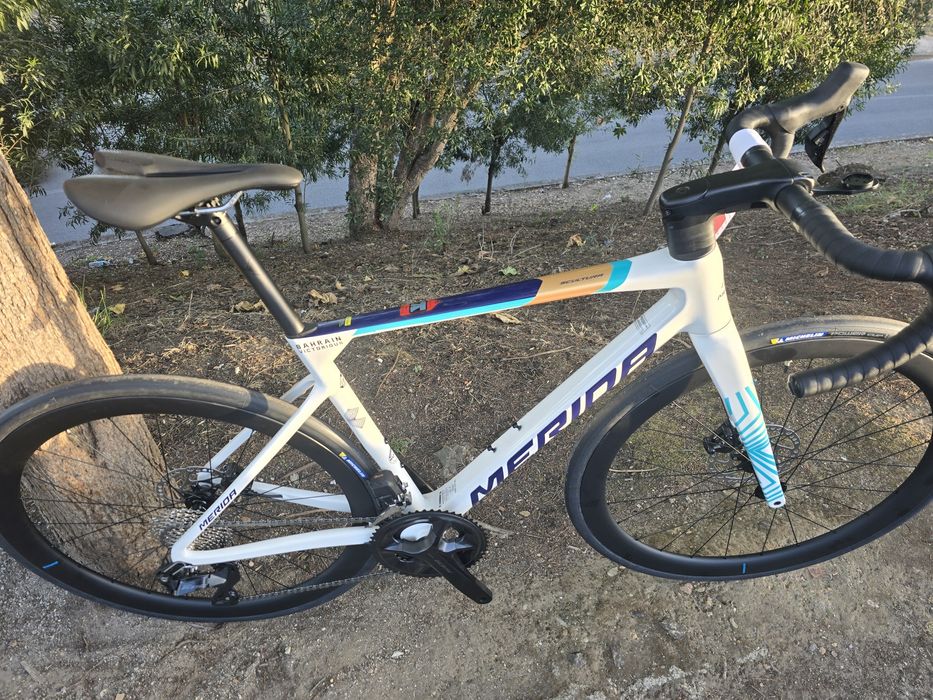 Merida com di2 e rodas carbono