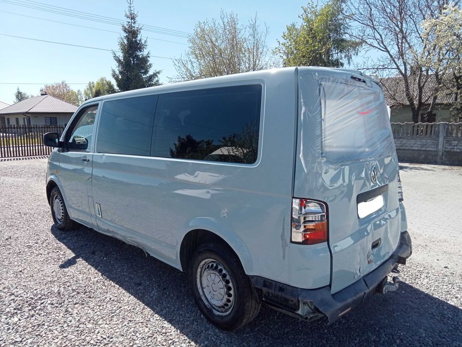 VOLKSWAGEN TRANSPORTER  2,5 TDI Klima 6-osobowy Brygadówka