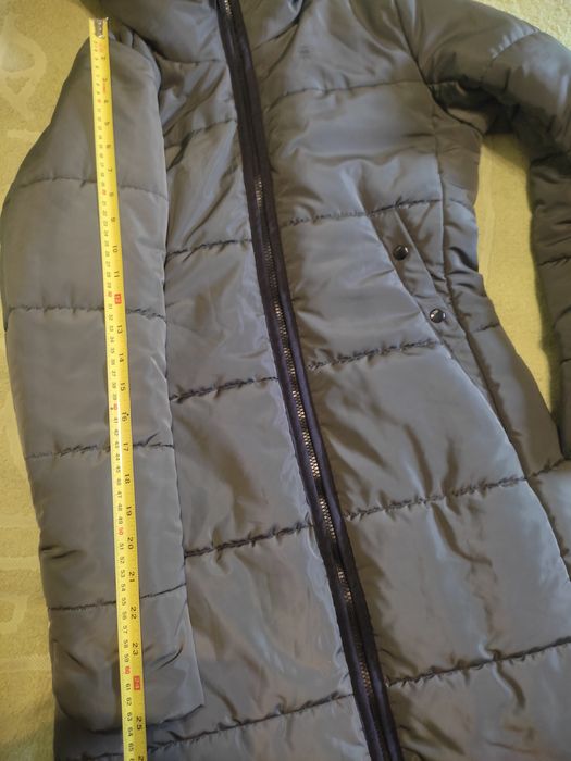 Куртка зимова жіноча розмір s