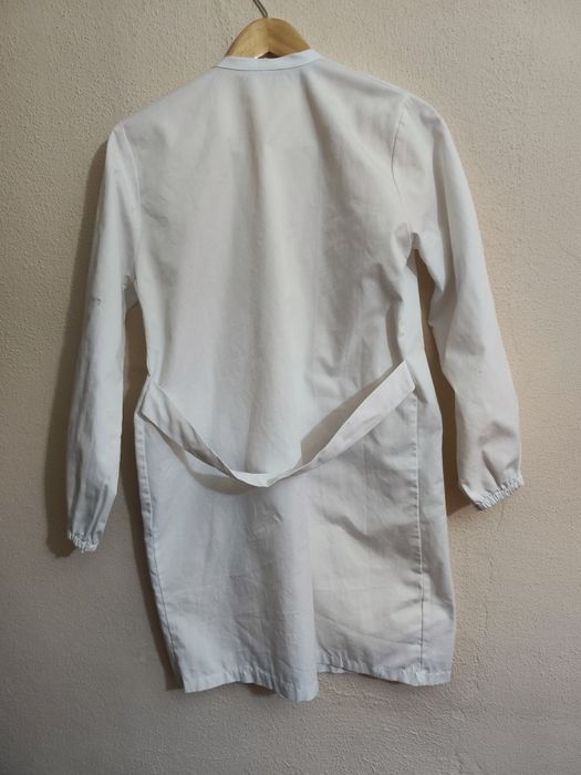 Bata médica ou escolar em algodão