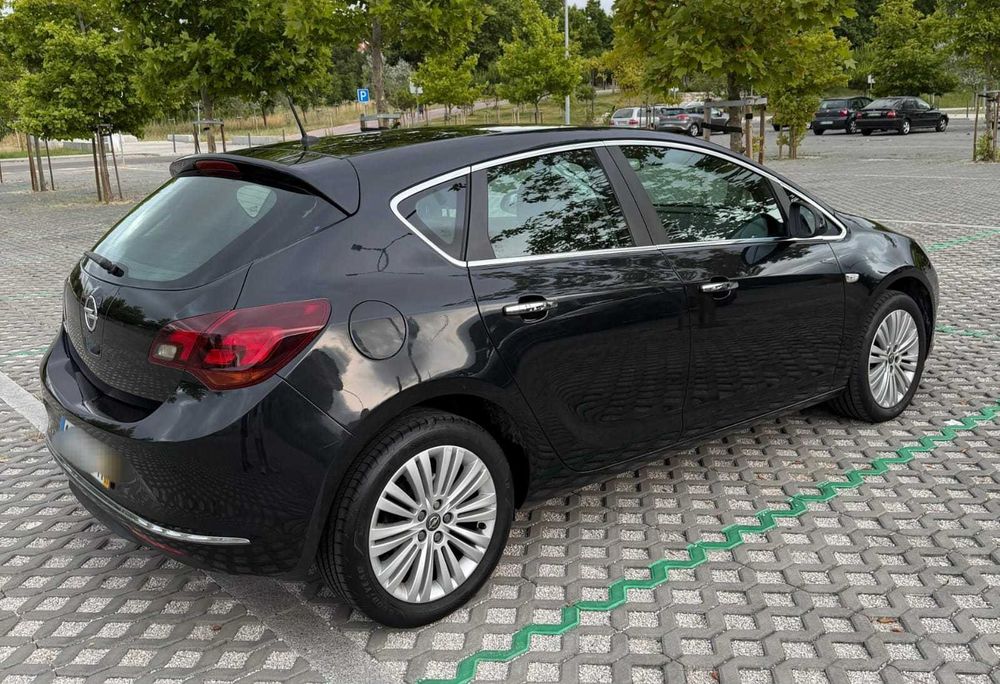 Opel Astra Cosmo 1.4
