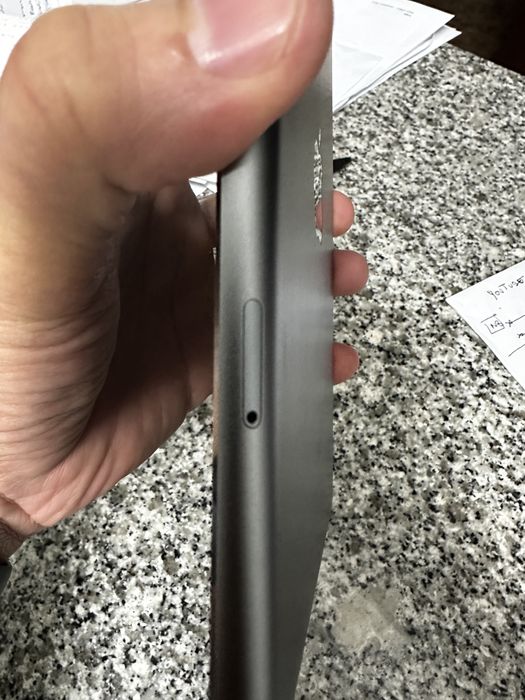 iPad 2.ª Geração 32 Gb - Wifi + Sim card slot