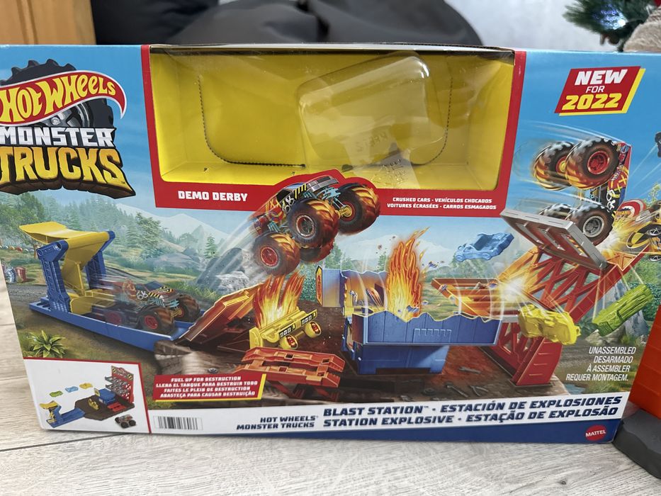 Hot  wheels  трек