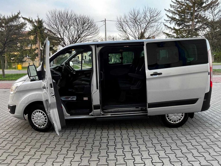 Wynajem bus 9cio osobowy ford transit tourneo costom