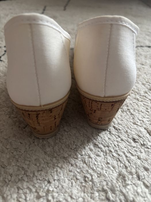 Espadryle koturna korkowe M&S 39 biale ecru off cream