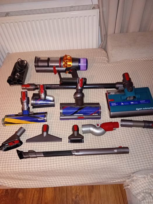 Odkurzacz Dyson v15 submarine