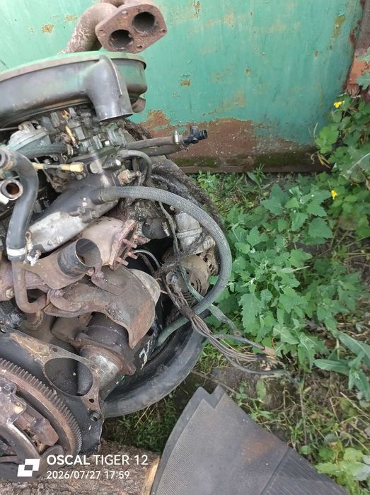 Продам двигать бензиновый Ваз 21011