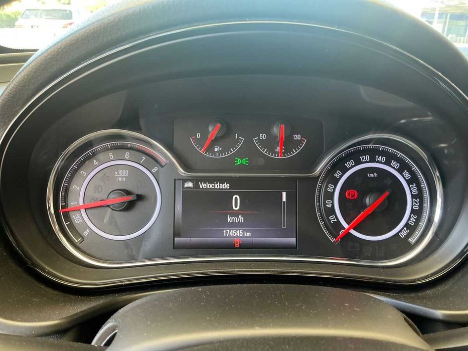 Opel Insignia ST 1.4 Turbo 140cvs. Excelente oportunidade