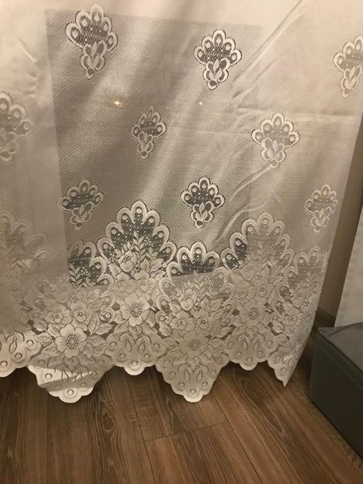 2 firany w różnych rozmiarach