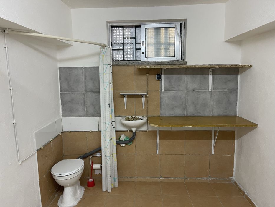 Garagem 13m2 com wc