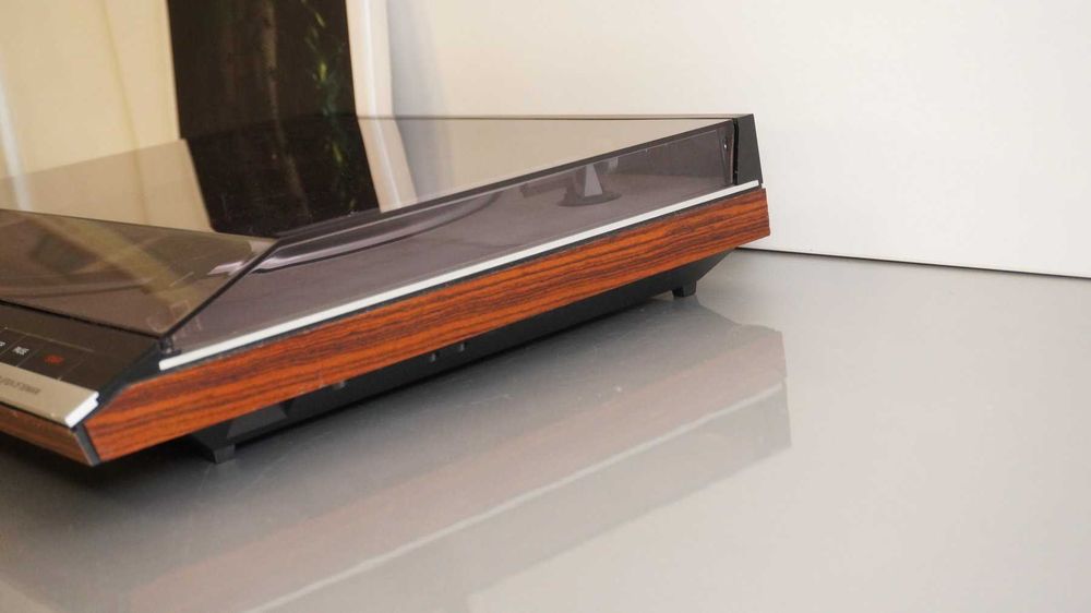 Gira-discos Bang & Olufsen - Beogram 2202 /MMC 10-E Element