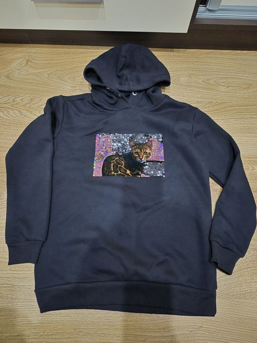 Bluza Reserved rozm 152 czarna kot cekiny dla dziewczynki jak nowa