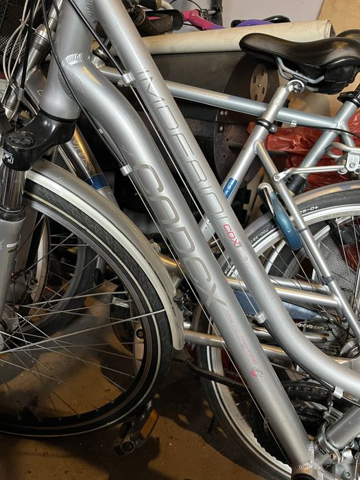 Rower damski  rama M kola 28 cali