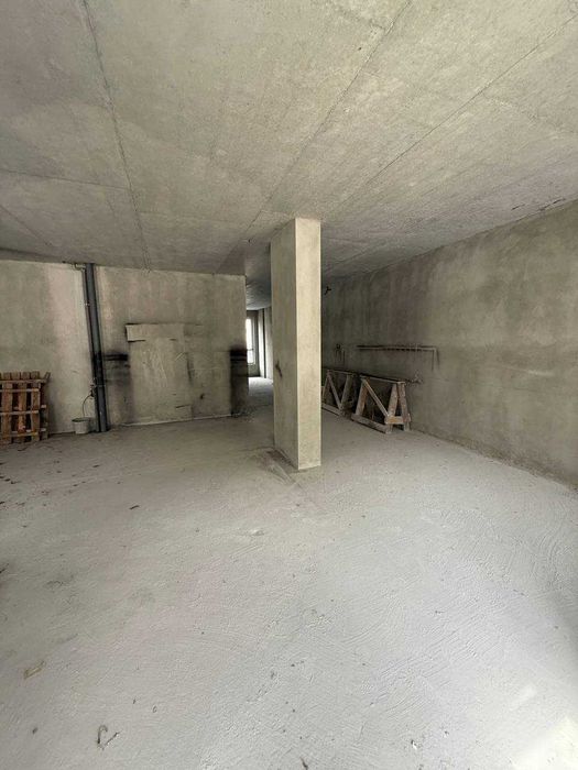 Оренда приміщення з фасадними вікнами, 226м2, біля Нової пошти