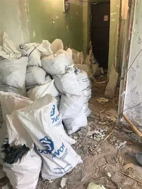 Демонтажні роботи в Києві та Київській області — швидко, обережно та професійно