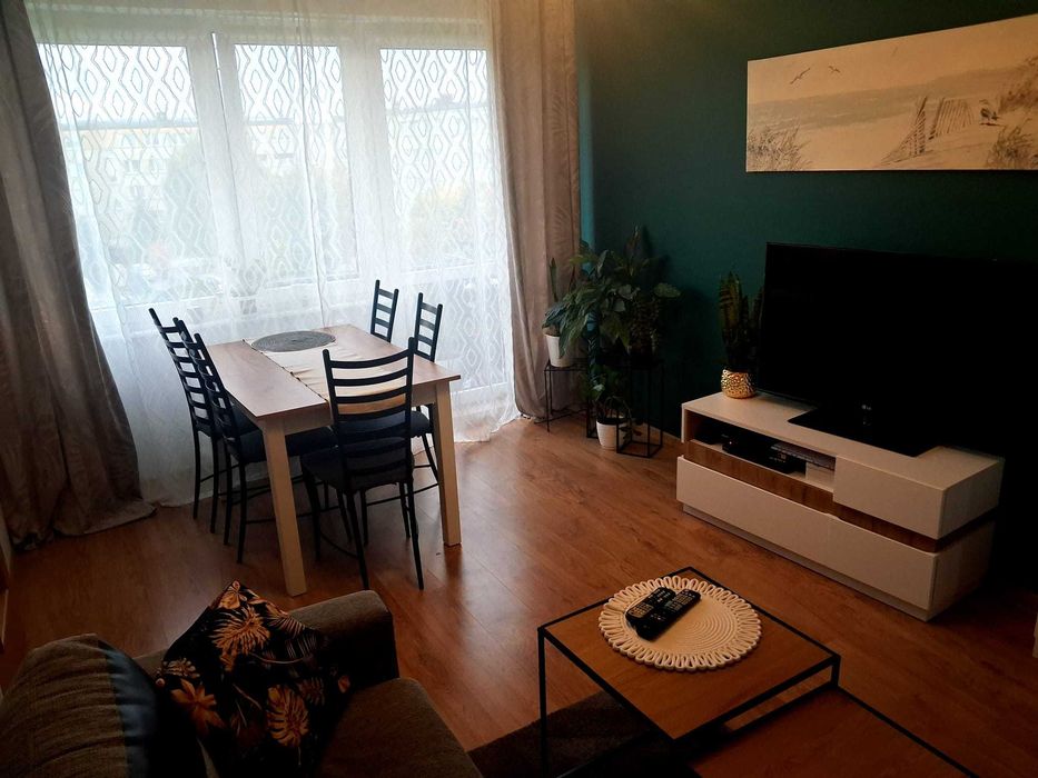 Na sprzedaż mieszkanie 4 pokoje 57,90 m2 Gniezno os. Piastowskie