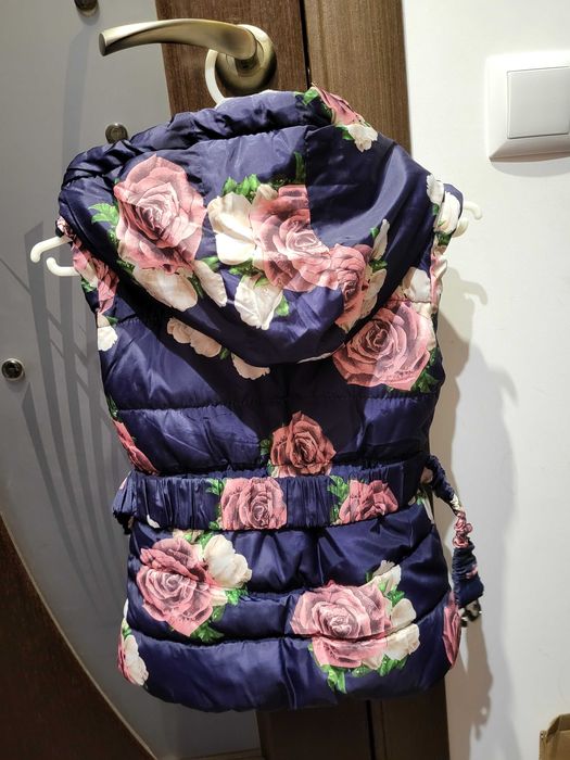 Продам жилет дитячий  бу