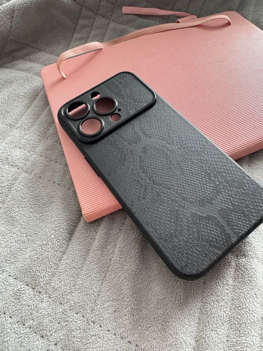 Чехол на iphone 15 pro