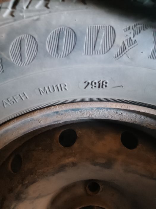 Зимова резина Goodyear 175/70 R13 ultra grip ICE 2