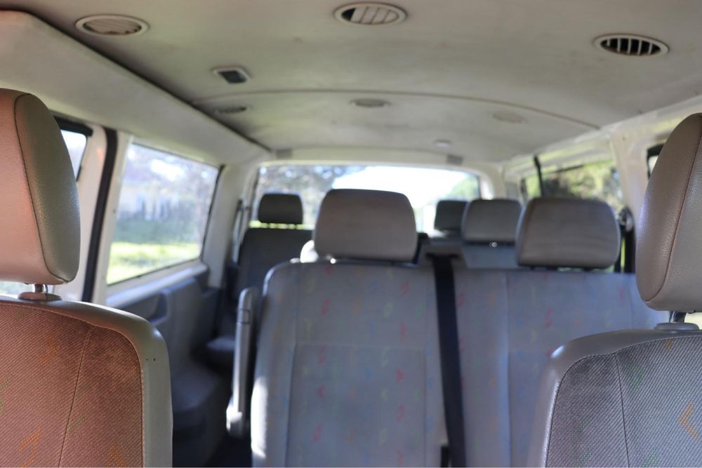 Vendo VW Tranaporter 9 lugares