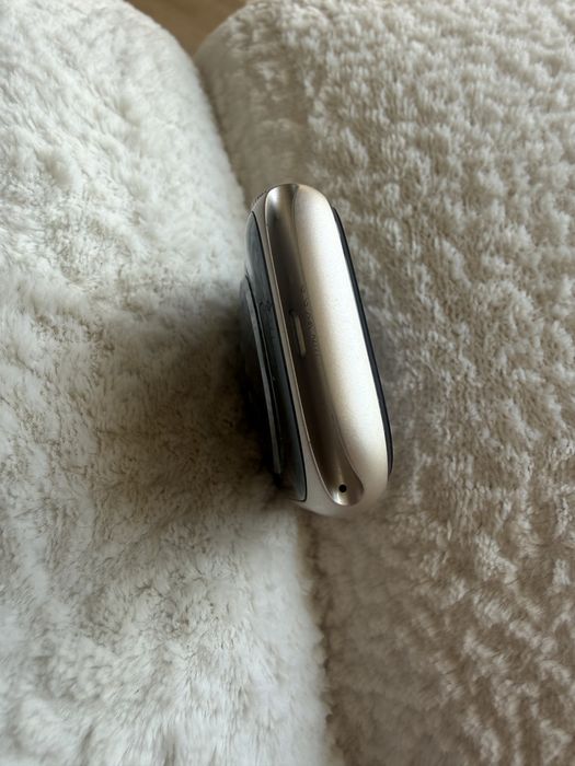 Apple Watch 8 45mm Srebrny- stan idealny