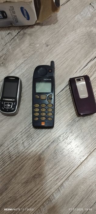 продам різні телефони