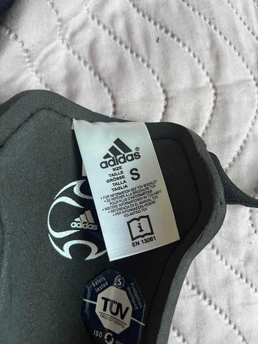 Ochraniacze Adidas S
