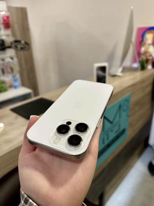 Iphone 16 Pro 256 Gb Global White Titanium Розстрочка Обмін Магазин