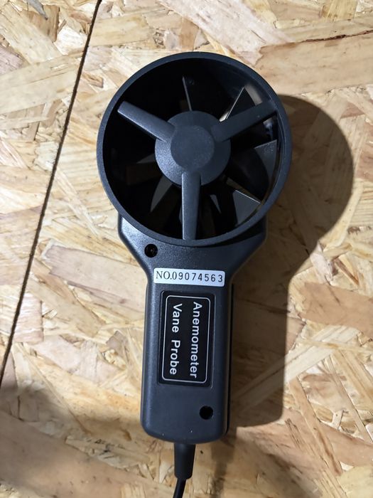 anemometr DT-619
