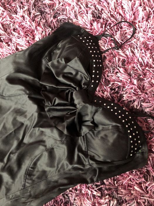 Sukienka 38 mala czarna studniowka satynowa