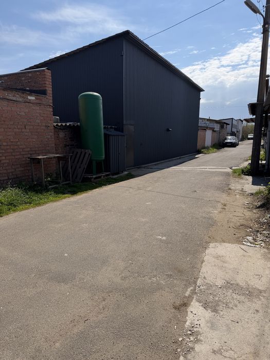 Продам гараж на 4 великі бокси, 210 кв, 3ф, вода, чодове місце, гск 7 Пирогово