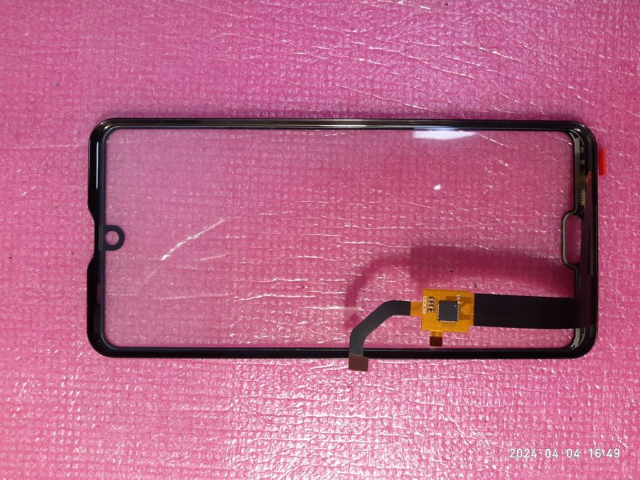 Продам тач для телефону Sharp Aquos R3