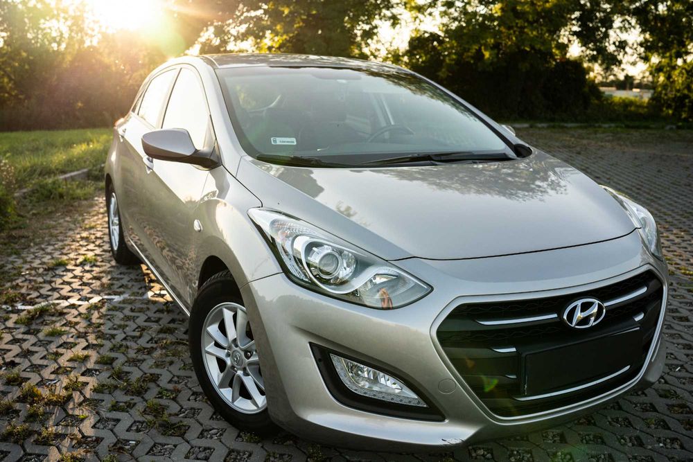 Sprzedam samochód Hyundai i30 1.4MPI po lifcie