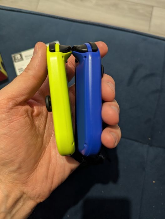 Nintendo Switch Joy-con oryginalny dwie sztuki niebieski żółty pad