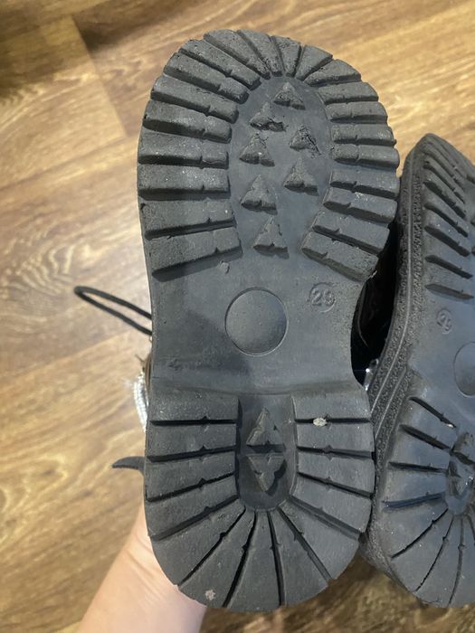 Ботинки на дівчинку в 29 р