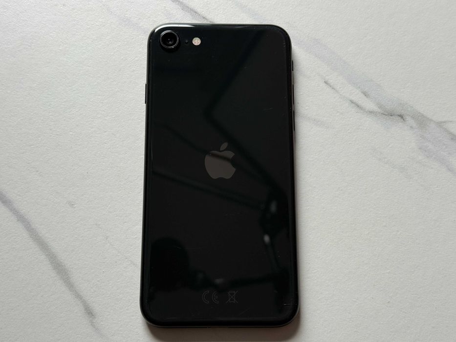 Iphone SE 2020 Black 64gb w dobrym stanie