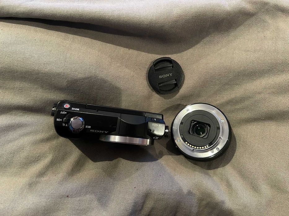 Sony Alpha A5000 + Lente 16-50mm OSS — Muito bom estado!!!