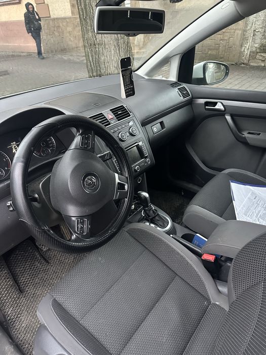 Продам Volksvagen Touran 2016 року