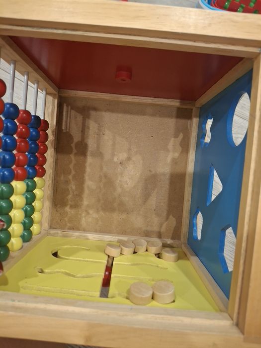 Продам бізікуб .