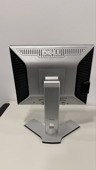 Dell UltraSharp 1908FP
